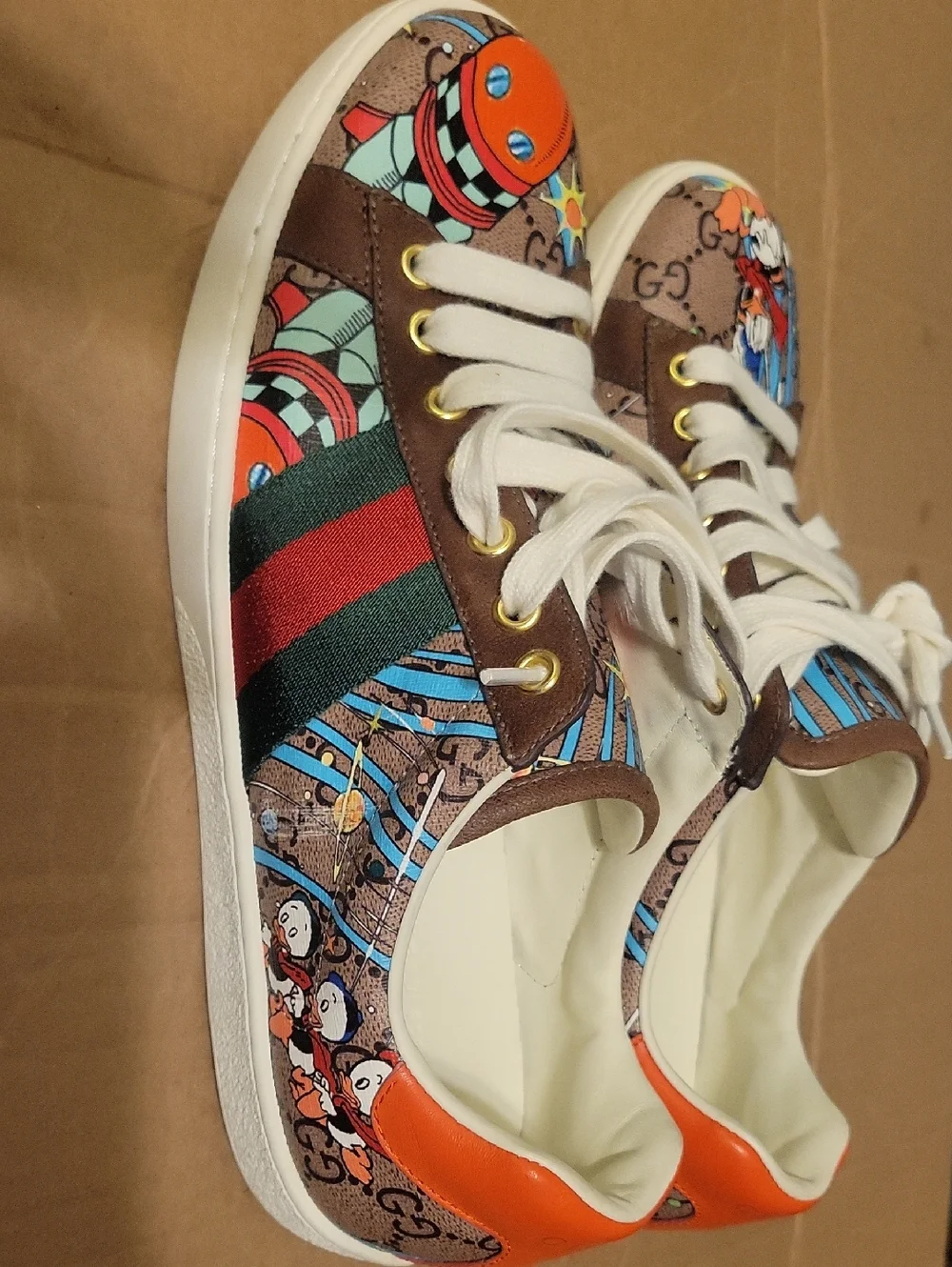 Gucci Brown GG Monogram Cartoon Low-Top Sneakers with Red-Green Web